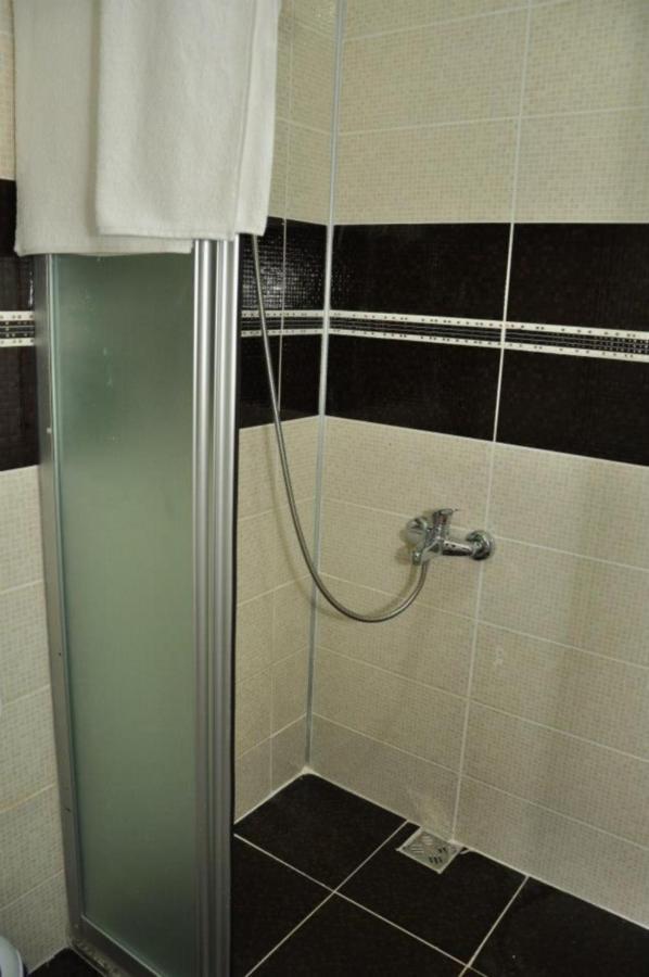 Unside Aparthotel 2*